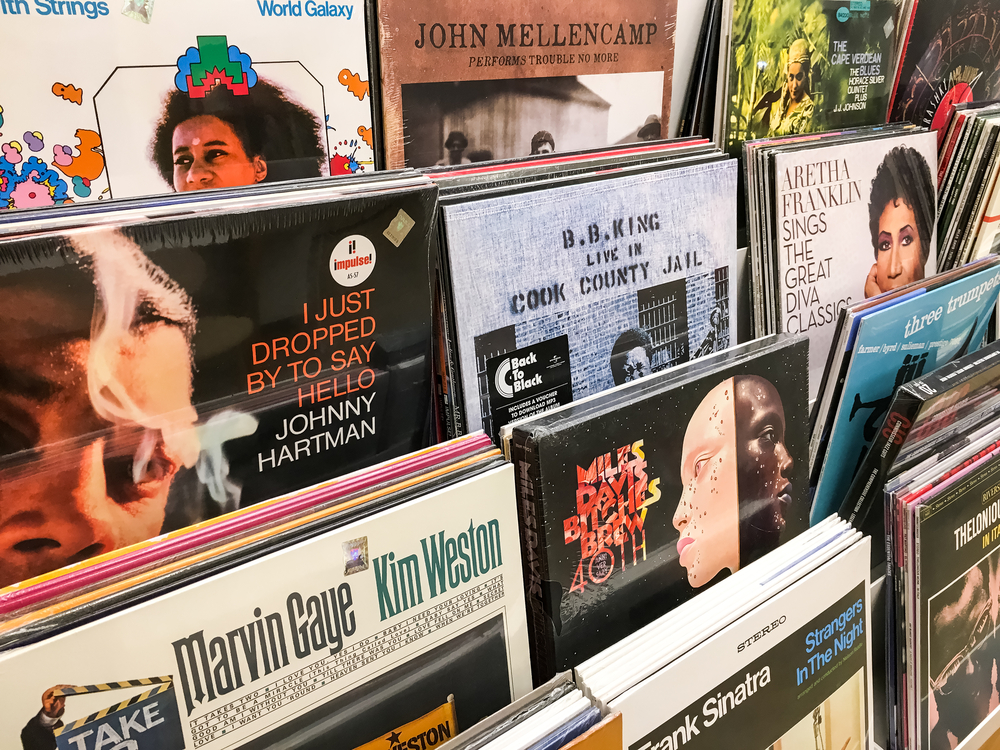 New Music Store ‘2 Bridges’ Opens